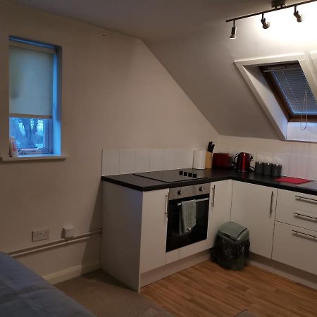 Unique Studio I - Private Studio With Ensuite Maidstone Exteriör bild